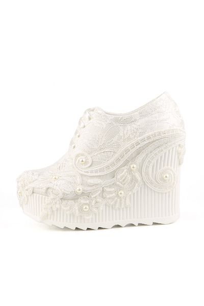 E&L Company 13cm Sports Bride shoes, the bottom is non-slip, very lightweight not tired you, which is guaranteed to run
