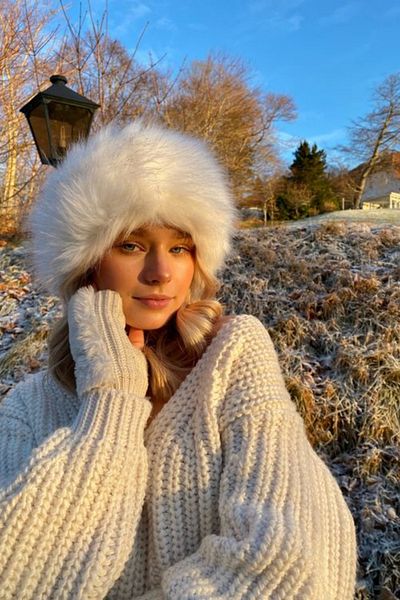 mrcans Trend Special Series White Fur Heart Hat