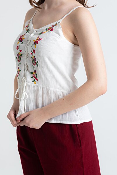 Eliş Şile Bezi Hanging Sile Cloth Bihter Embroidered Blouse Cream Red