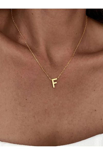 su jewelry collective shine قلادة صغيرة من الفولاذ بحروف صغيرة غير مشوهة