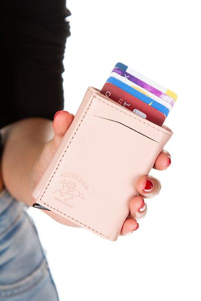 Newish Γυναικείο πορτοφόλι Vegen Leather σε χρώμα πούδρας - Μηχανισμός αλουμινίου, θήκη για κάρτες και θήκες για κέρματα