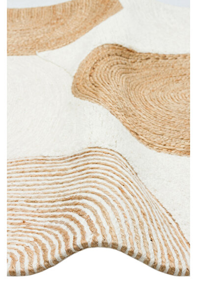 Eko Halı Jade JD 902 Natural White Yün ile üretilen örme el halısı.