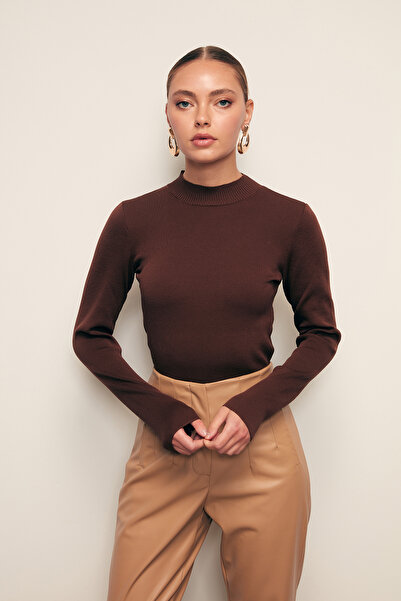 Sateen Половин рибарска яка плетена блуза - кафе