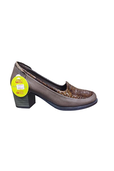 Mammamia MAMMAMİA D23YA-3625 TOPUKLU DERİ KLASİK KADIN AYAKKABI