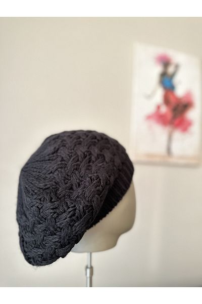 Amor Center Painter Model Knitted Soft Knitwear Winter Beret