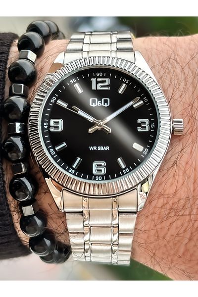 Q&Q Brand Steel Strap, Silver Color, Suitable for Pool and Sea Use, Stylish Men's Wristwatch + Bracelet
