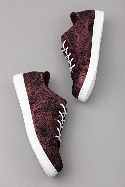 Gondol Kadın Hakiki Deri Desen Detaylı Günlük Rahat Ayakkabı Gnd.109