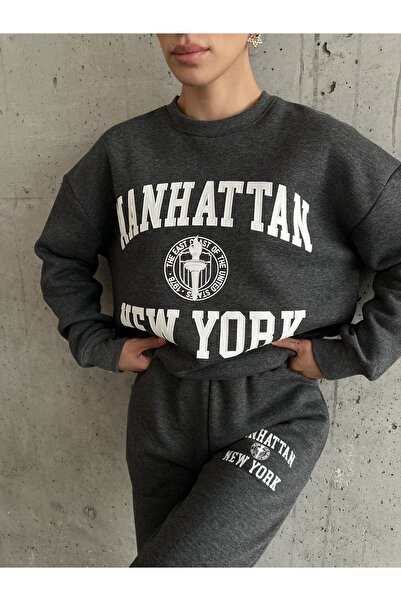 Laluvia Anthrazitfarbenes Trainingsanzugset mit Reliefmuster „Manhattan New York“