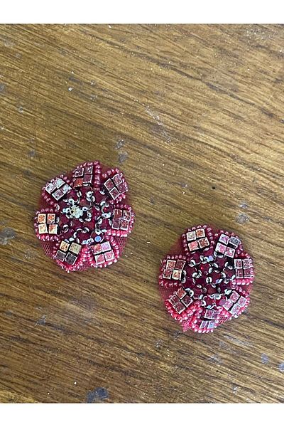 Gönülden Tasarım Mărgele duble și piatră de oțel Broderie cu flori ARMĂ PATCH ACCESORII DE ÎMbrăcăminte APPLICAT GÜPÜR 5X5 Roșu