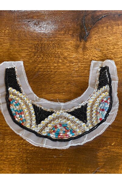 Gönülden Tasarım TAŞ VE BONCUK İŞLEME BEYAZ TÜL ÜZERİ GÖMLEEK YAKA GİYİM YAKA...