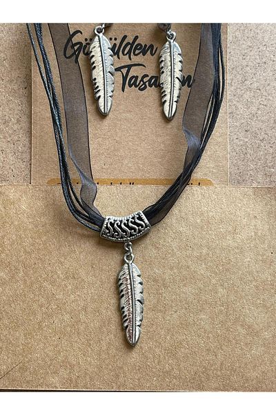 Gönülden Tasarım Special Design Handmade Leaf Necklace Earring Set on Tulle