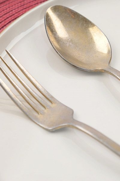 Lugga Maya Antique Gold Dinner Fork Spoon Knife Set 18 Pieces