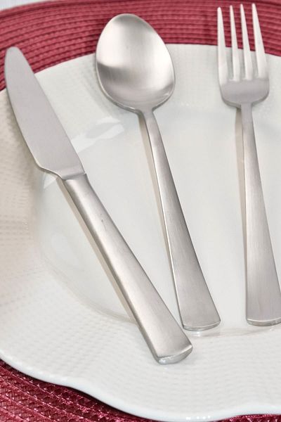 Lugga Nida Scotch Sweet Fork Spoon Knife Set for 6 People 18 Pieces