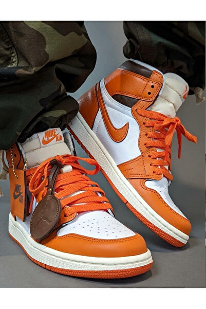 Nike Air Jordan 1 High Starfish Sneaker