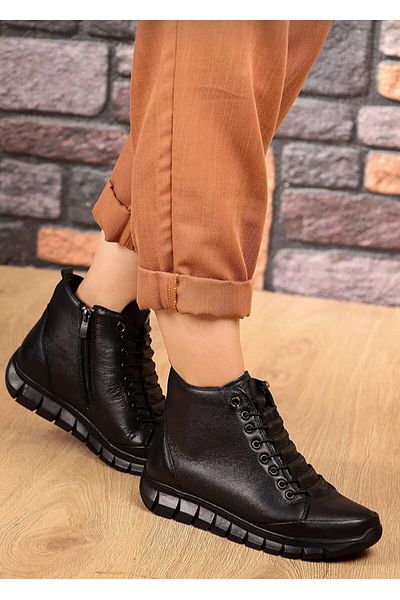 VOOG ORTHOPEDIC BOOTS WITH RUBBER LACES AND ZIPPERED RUBBER SOLE