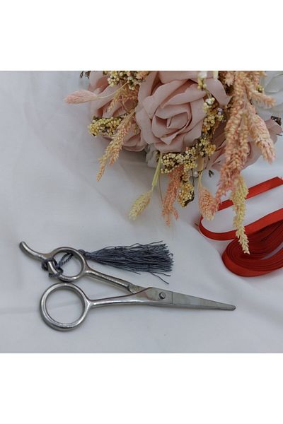 Aker Hediyelik Long Embroidered Handled String Scissors