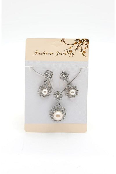 Merve Pearl Embroidered Necklace-Earring Set