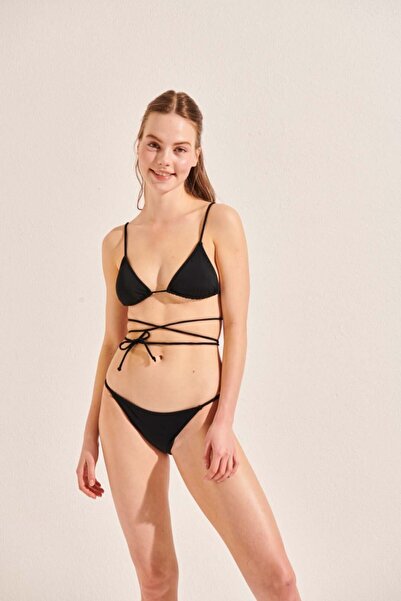 Beach&Beyond Kadın Siyah Ipli Bikini Üstü