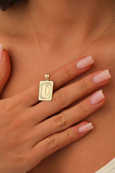 WOOW GOLD 14 Ayar Altın Kolye Kabartma Ö Harfi Kare Altın Kolye Zincir Dahil