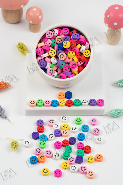 LANDOFACCESSORY POLİMER FİMO BONCUK - RENKLİ KARIŞIK GÜLEN SURAT DESENLİ - TA...