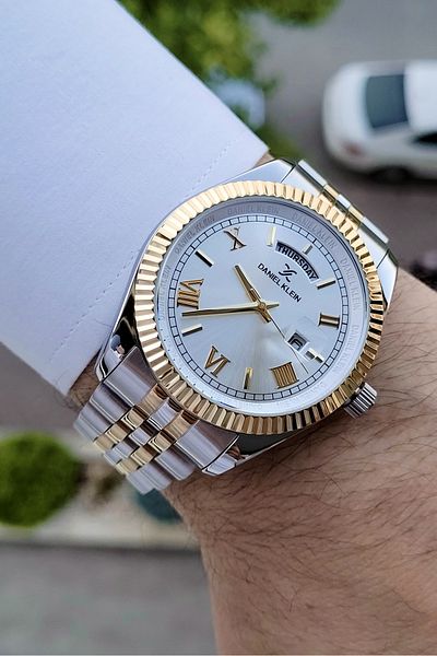 Daniel Klein Gold Silver Color Men's Wristwatch with Calendar and Day Function