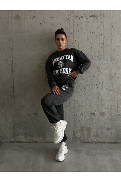 Laluvia Anthrazitfarbenes Trainingsanzugset mit Reliefmuster „Manhattan New York“