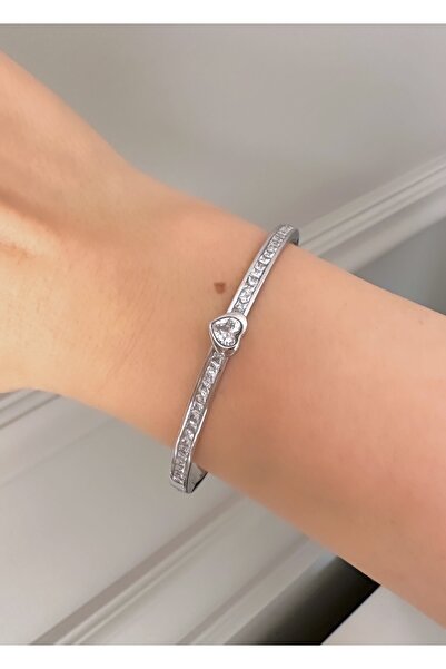 emy by emel luxury silver jewelry Çelik Taşlı Kalpli Kelepçe Bilezik