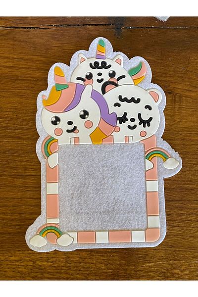 Gönülden Tasarım SPECIAL DESIGN CARTOON CHARACTER PICTURE FRAME FELT AND SILICONE MADE 19X12