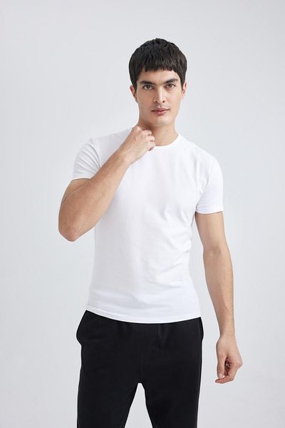 DeFacto Slim Fit Slim Εφαρμογή γιακά ποδηλάτου L4885az24sm