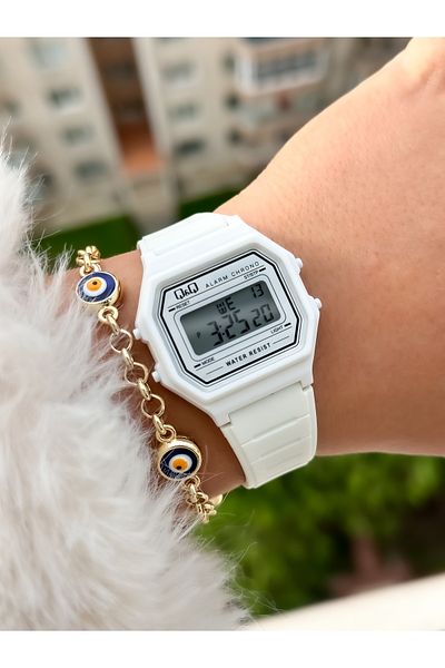 Q&Q White Color, Waterproof, 2 Years Warranty, Digital Girl's (+6) Wristwatch + Bracelet