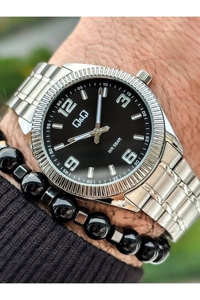 Q&Q Brand Steel Strap, Silver Color, Suitable for Pool and Sea Use, Stylish Men's Wristwatch + Bracelet