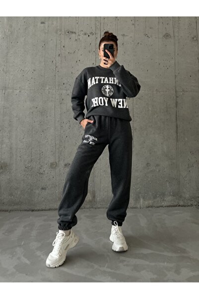 Laluvia Anthrazitfarbenes Trainingsanzugset mit Reliefmuster „Manhattan New York“