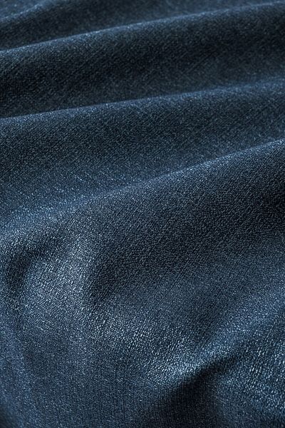 Denizli Concept Față de masă Grande rezistentă la pete bleumarin - Design elegant și modern