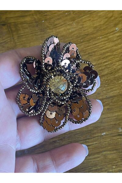 Gönülden Tasarım 5X7 PAYETLİ BONCUK İŞLEMELİ ÇİÇEK BROŞ YAKA İĞNESİ TÜRBAN İĞNESİ DAMAT İĞNELİK BRONZ