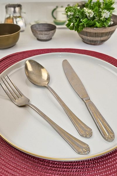 Lugga Maya Antique Gold Dinner Fork Spoon Knife Set 18 Pieces