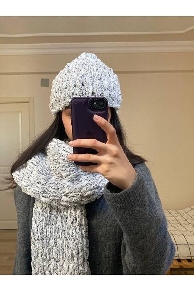 Moda Biçer Hand Knitted Beanie