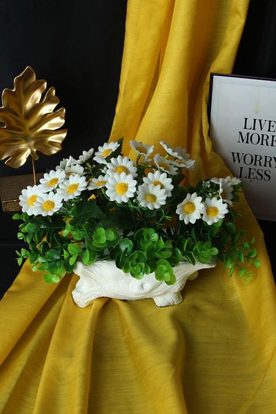 moryconcept Πέτρινη γλάστρα Daisy Flower τυλιγμένη με πράσινο