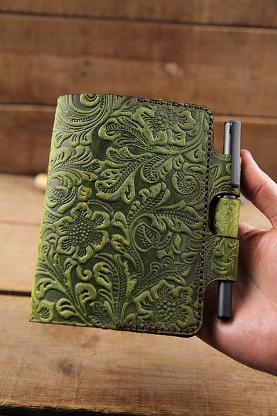 New Coast Leather 1900's Ръчно изработен калъф за тефтер A6 от естествена кожа