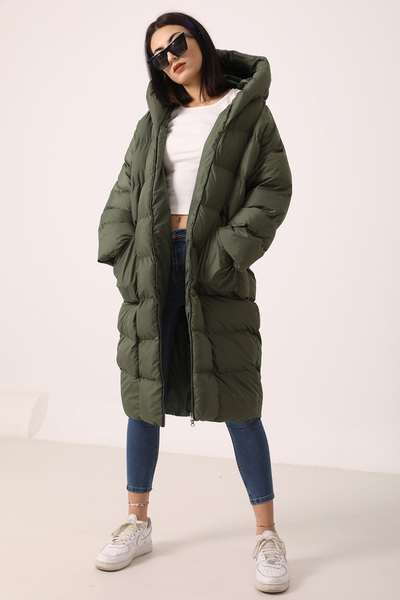 La Querta Hooded, Double Pocket Oversize Fiber Filled Puffer Jacket