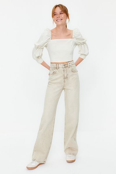 Trendyol Collection Μπεζ Crop μπλούζα με μανίκι με τετράγωνο λαιμό υφαντό TWOSS19XB0036