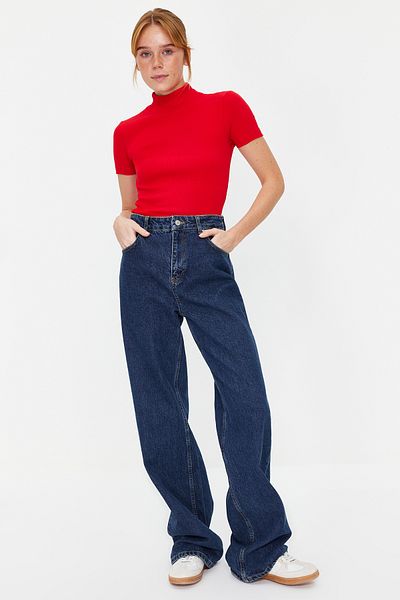 Trendyol Collection Piros testhezálló, magas gallérral, bordázott, rugalmas kötött blúz TWOSS21BZ0780