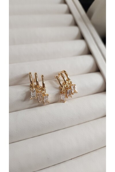 Aksesuar İthal 1 delik 3 lü Küpe Görünüm