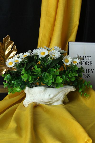 moryconcept Πέτρινη γλάστρα Daisy Flower τυλιγμένη με πράσινο