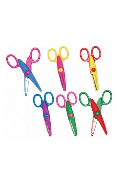 ÇilekKurdu Shaped Cutting Scissors 1 Piece