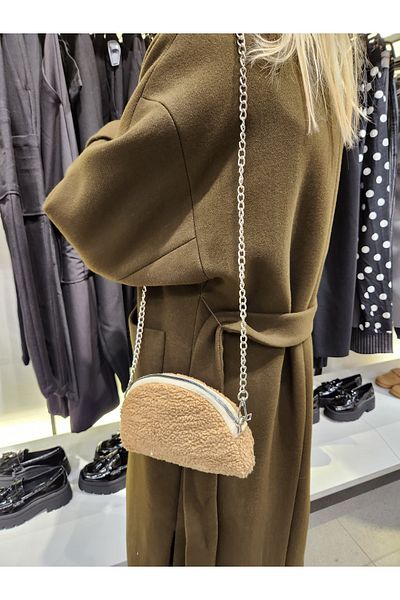 Mercan Stores Women's Chain and Crossbody Teddy Plush Bag