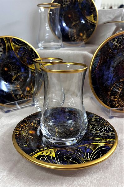 DECOSTYLE 12 Piece Patterned Matte Gold Tea Set with Ceramic Plate