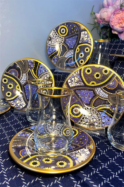 DECOSTYLE 12 Piece Patterned Matte Gold Tea Set with Ceramic Plate