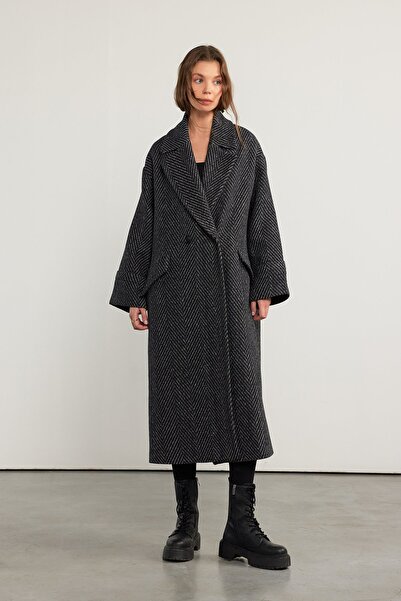 SERHANE Palton cu cusături în oase de pește, negru, supradimensionat, cu croi...