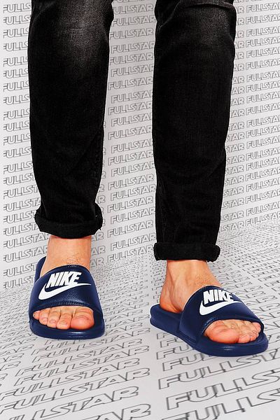 Women's nike navy blue flip flops top