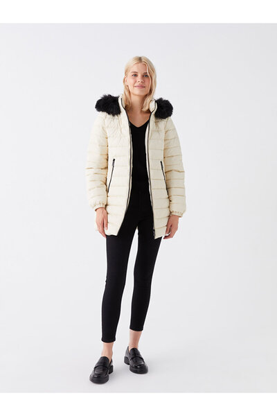 LC Waikiki Women's Hooded Plain Puffer Coat